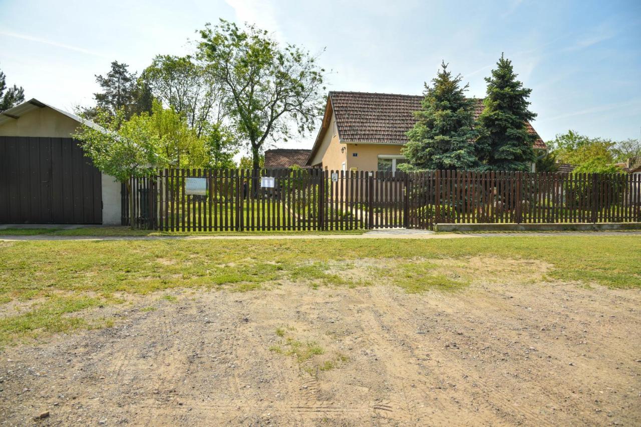 Penzion Sobe Masa Subotica Exteriér fotografie